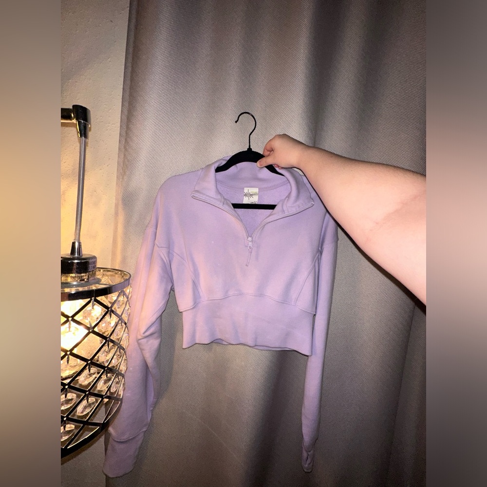 Brand new Aerie offline beautiful light purple lavender crewneck size S.😍💜